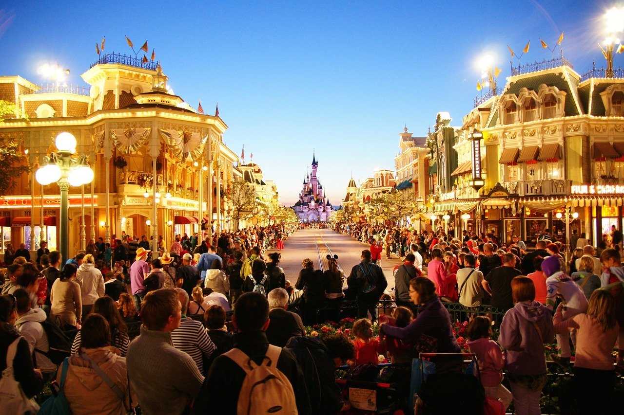 Vstupenka na atrakci Disneyland Paříž – najděte nejlevnější cenu
